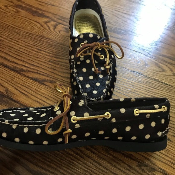 Women's Polka Dot Loafers - Picture 3 of 6